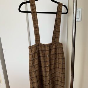 Pinafore dress